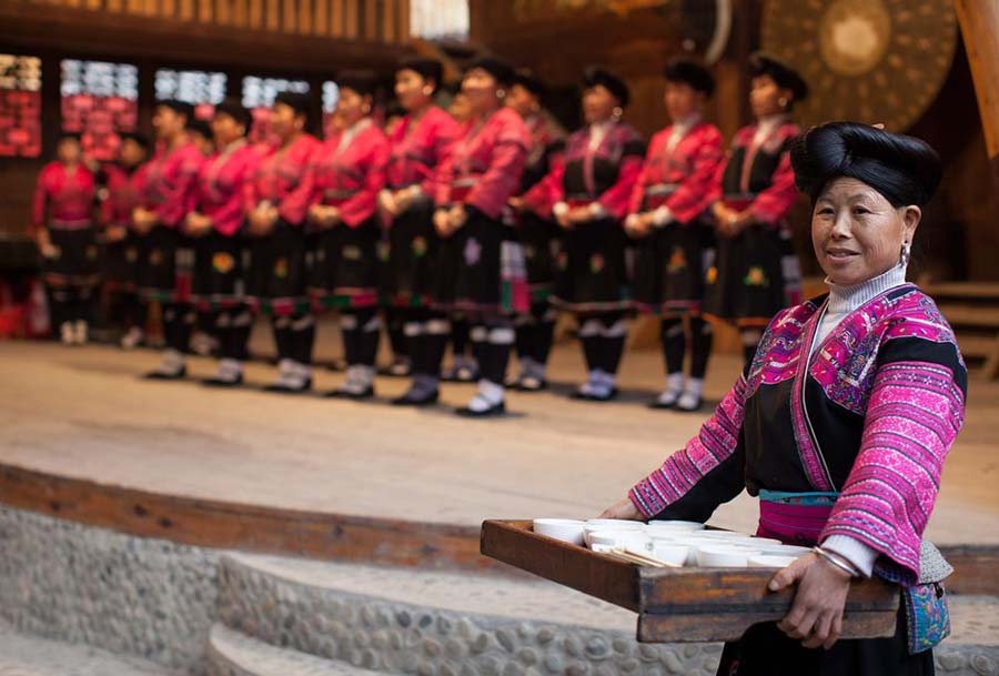 Yao women dance