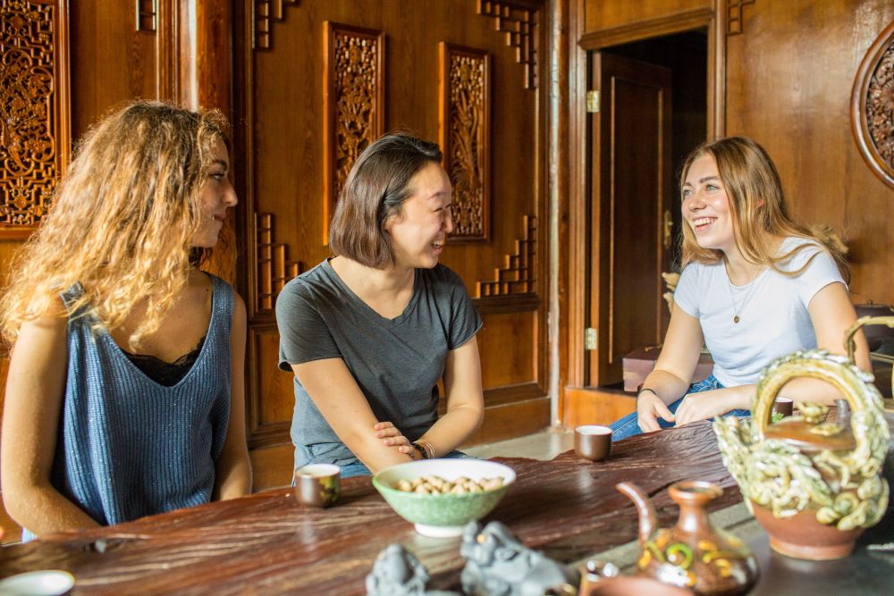 CLI Students Having Chinese Language Conversation